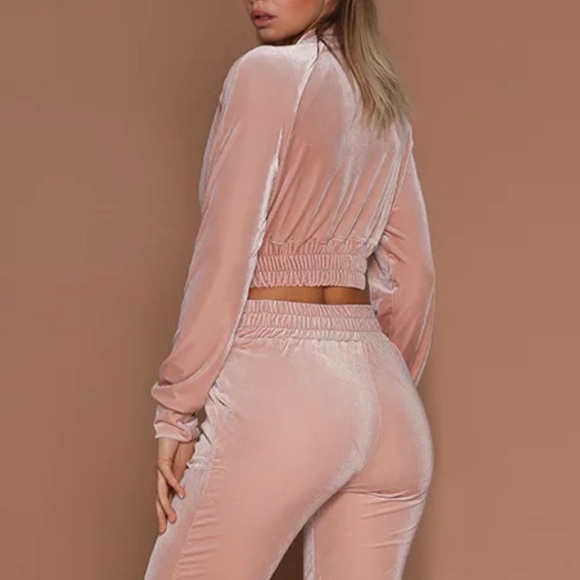 Crop Top High Waist Sweat Suit - Picture 2 of 4